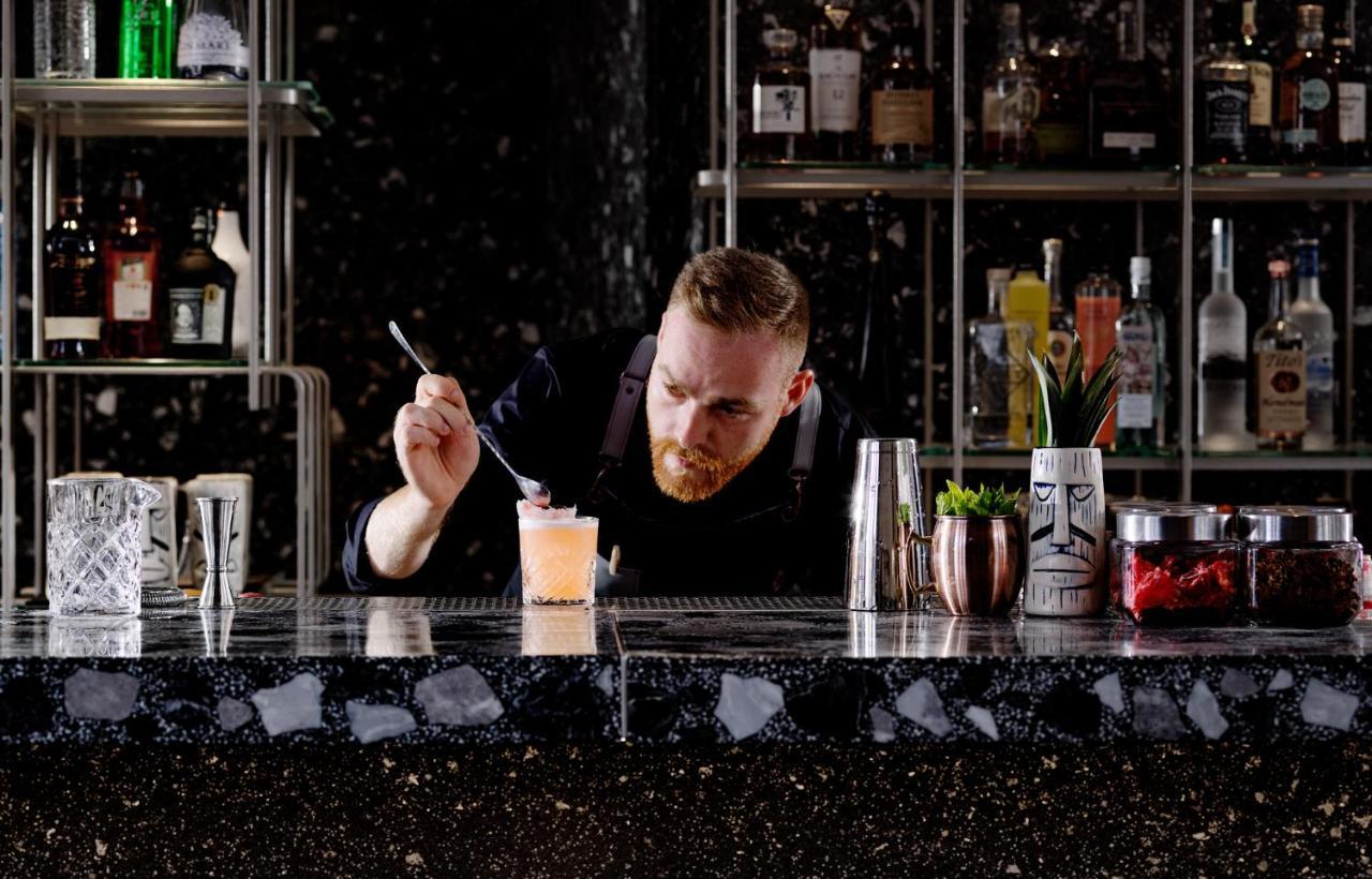 Nautilux Rethymno By Mage Hotels Bagian luar foto A bartender at work