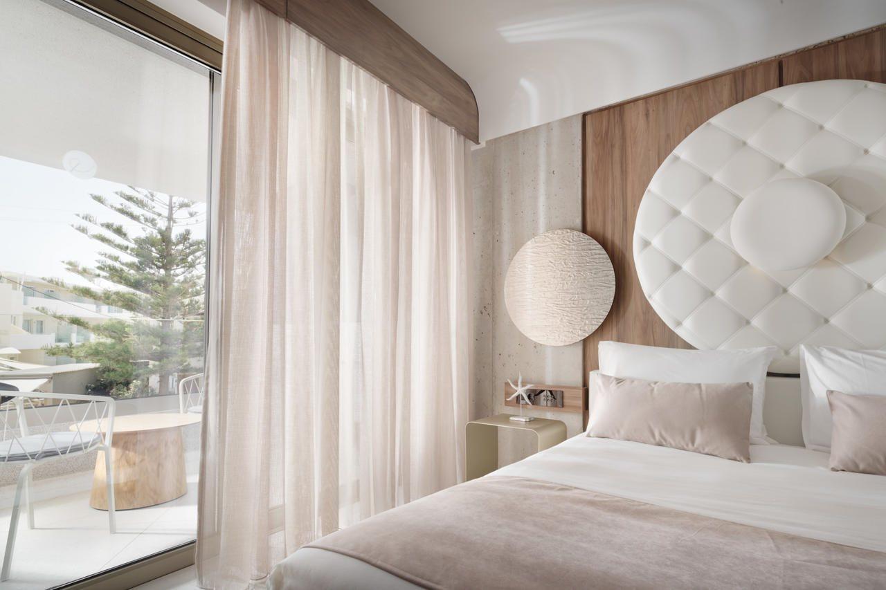 Nautilux Rethymno By Mage Hotels Bagian luar foto A bedroom at the hotel